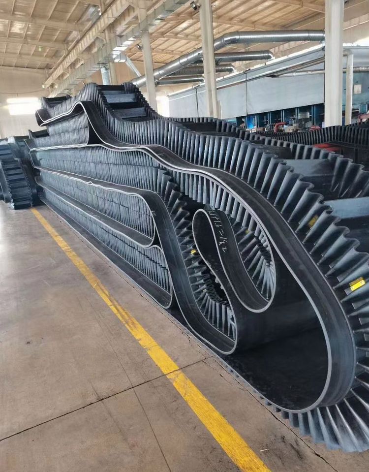 Sidewall corrugated conveyor belt - Elephant Rubber